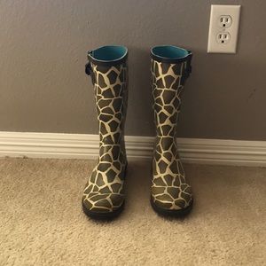 Rain boots